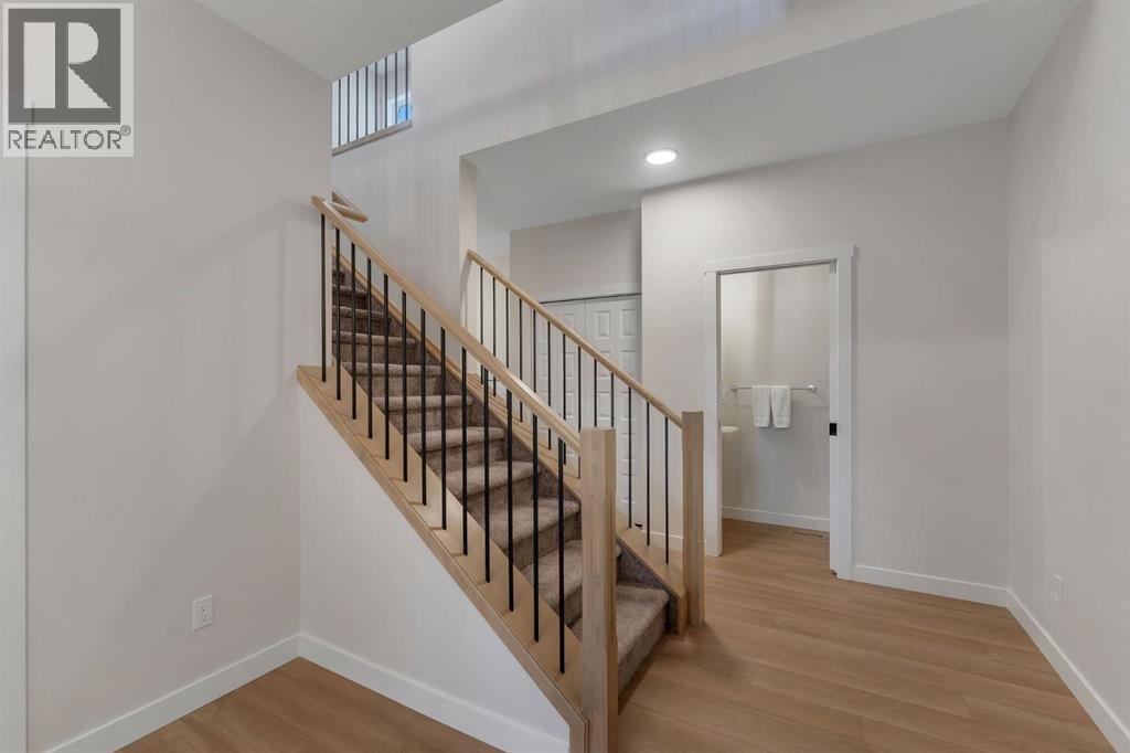 445 Lewiston Landing NE — photo 5