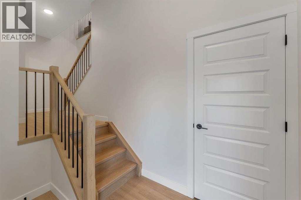 445 Lewiston Landing NE — photo 4