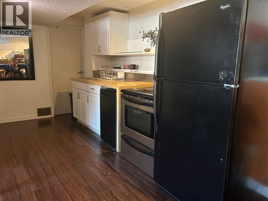 147 Falchurch Crescent NE — photo 19