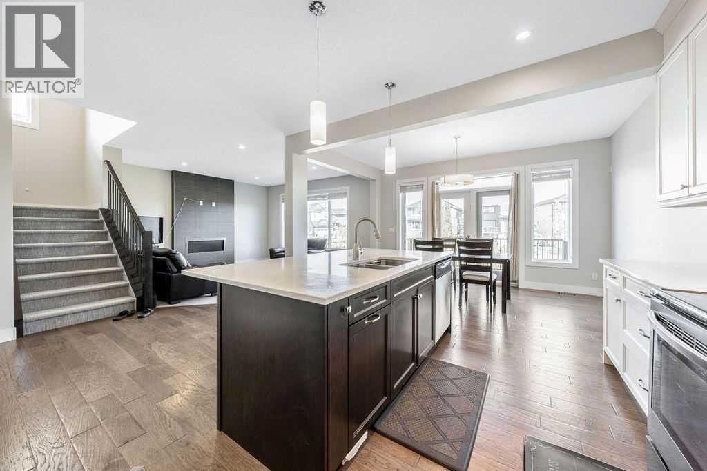 82 Panton View NW — photo 9