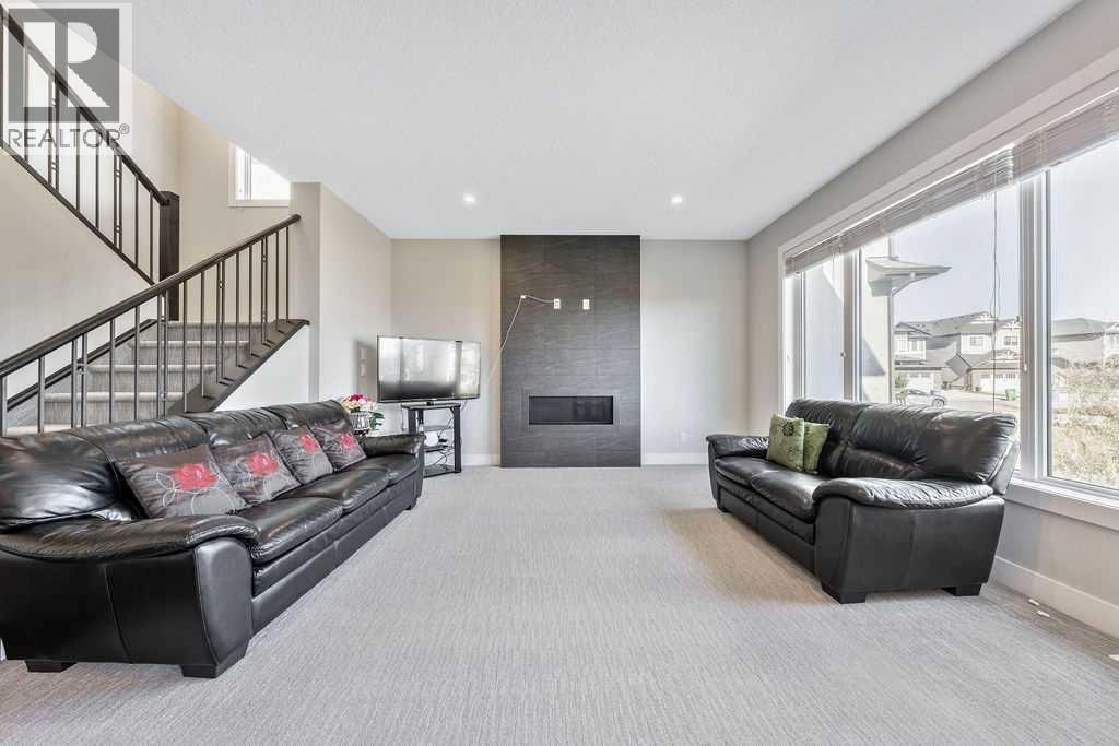 82 Panton View NW — photo 13