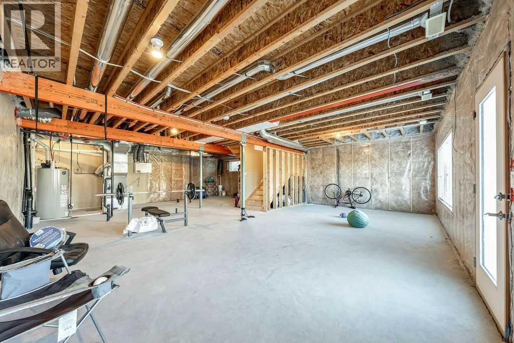 82 Panton View NW — photo 31