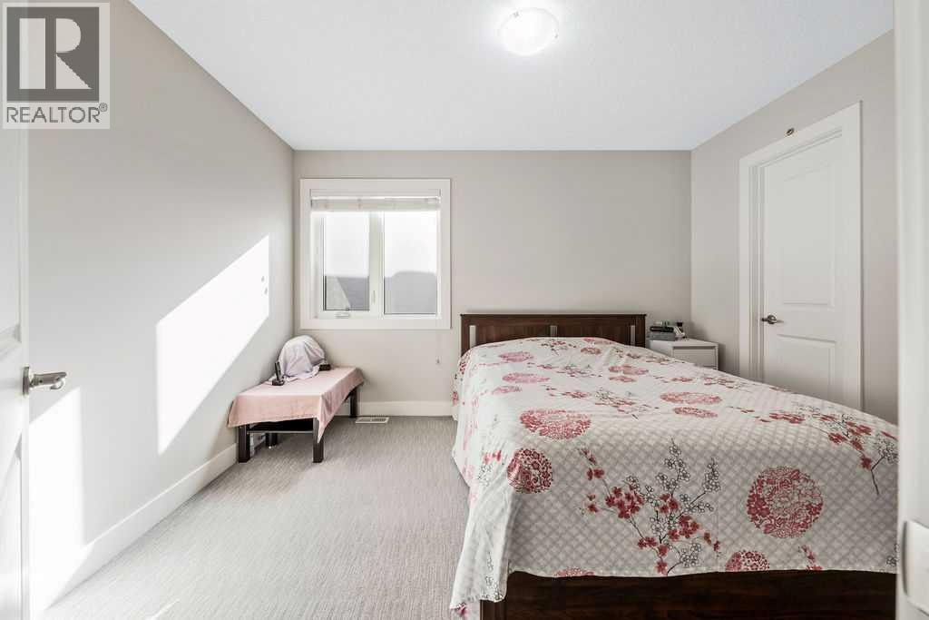 82 Panton View NW — photo 25