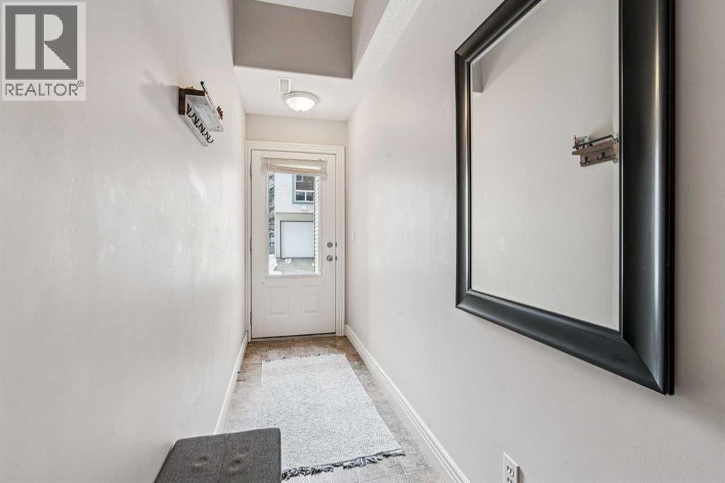 324 Bridlewood Lane SW — photo 3