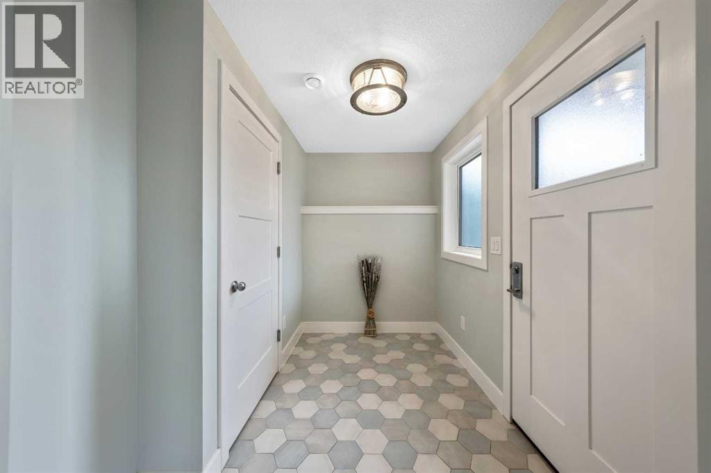 23 31 Avenue SW — photo 23