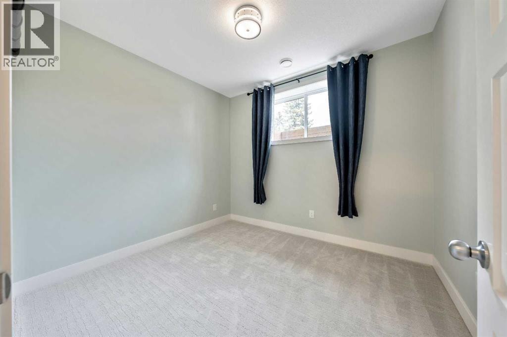 23 31 Avenue SW — photo 35