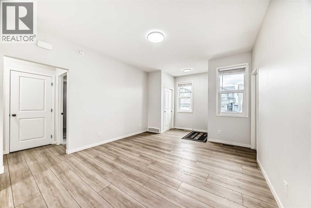 212 Lucas Place NW — photo 15