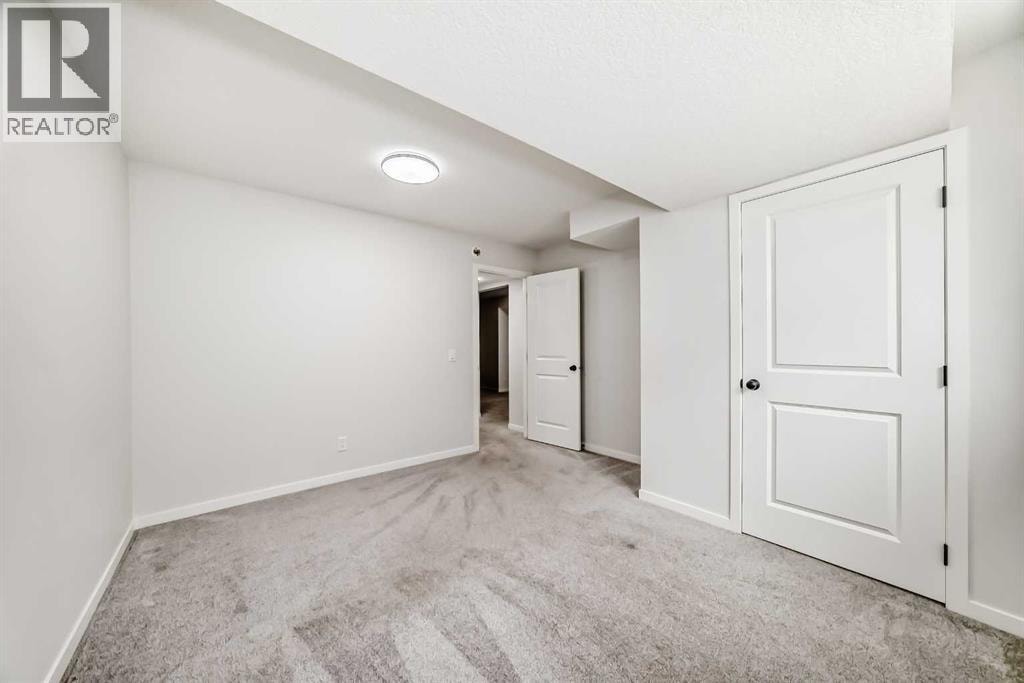 212 Lucas Place NW — photo 42