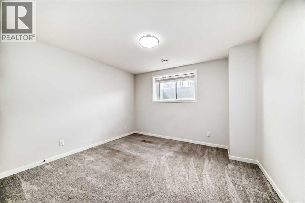 212 Lucas Place NW — photo 36