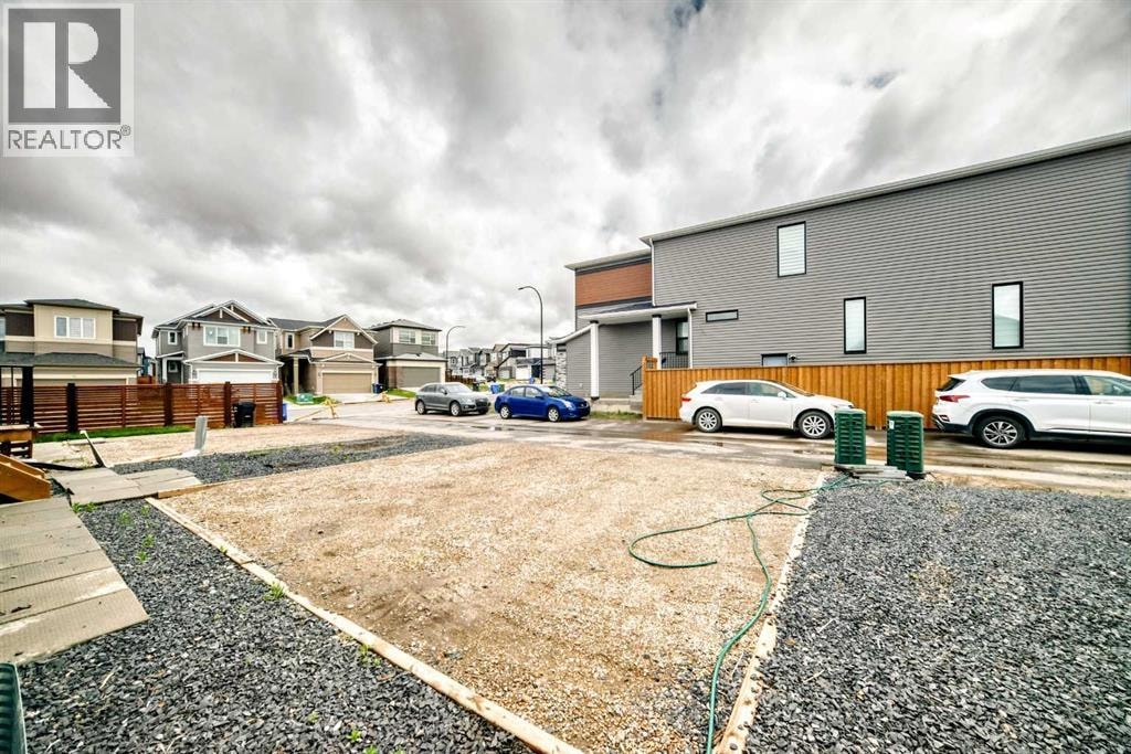 212 Lucas Place NW — photo 49