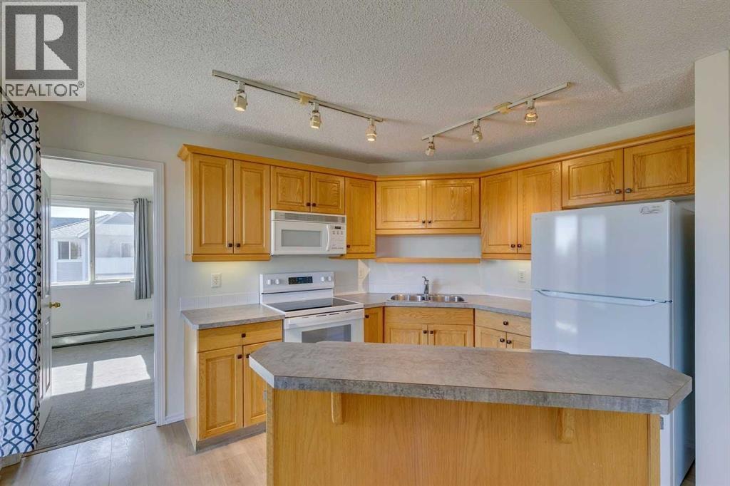 301, 7301 Valleyview Park SE — photo 15