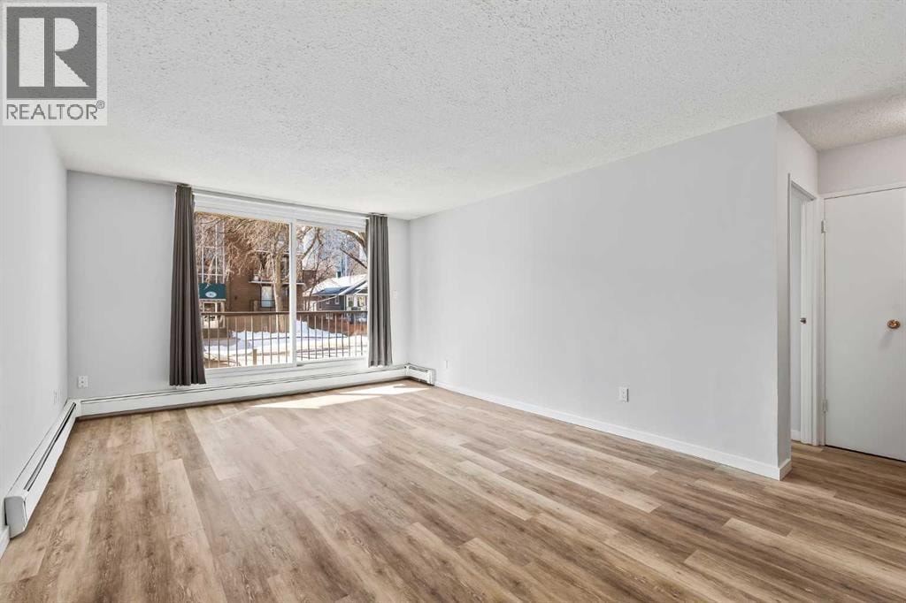204, 310 4 Avenue NE — photo 14