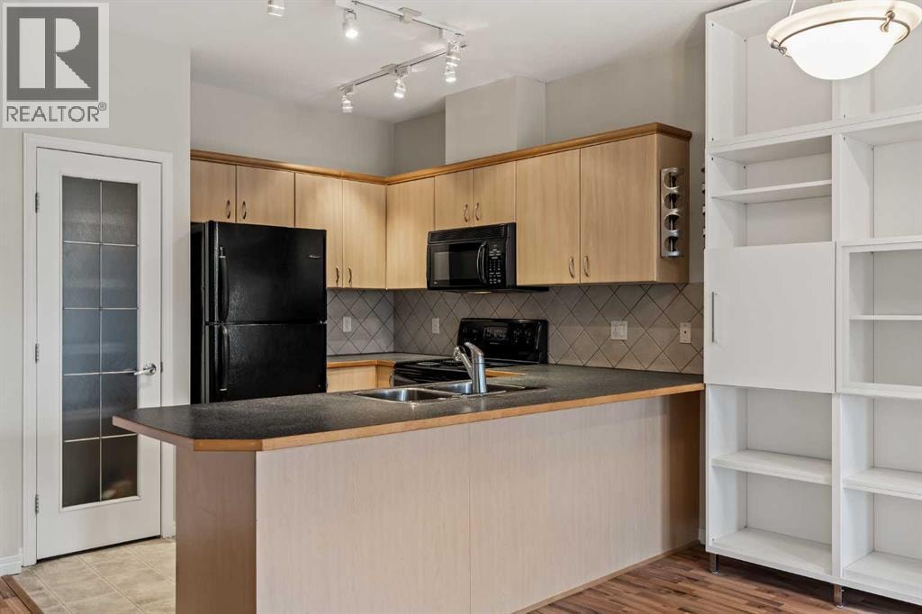 206, 3651 Marda Link SW — photo 5
