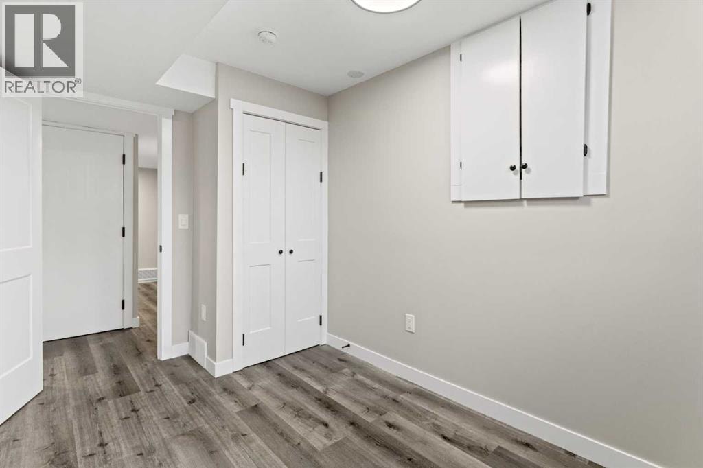 710 / 712 72 Avenue NW — photo 31