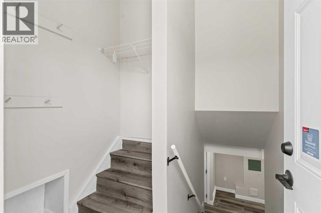 710 / 712 72 Avenue NW — photo 15