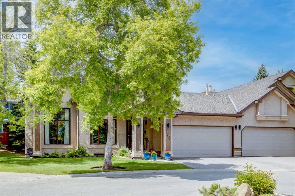 170 Oakbriar Close SW — photo 1