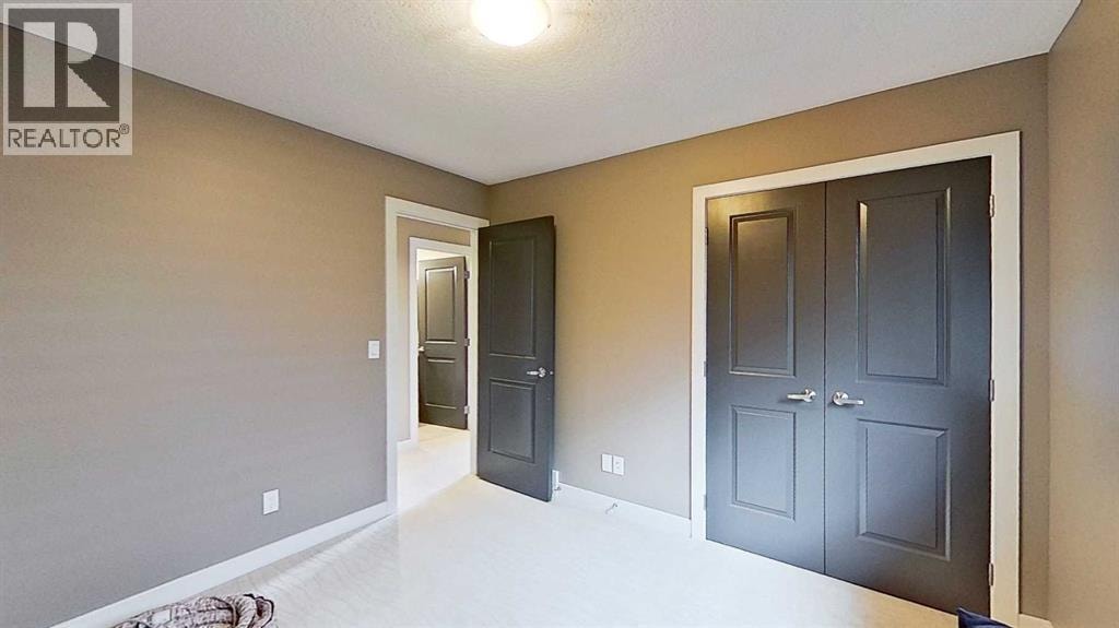 249 18 Avenue NE — photo 15