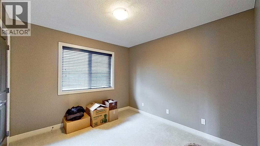 249 18 Avenue NE — photo 14