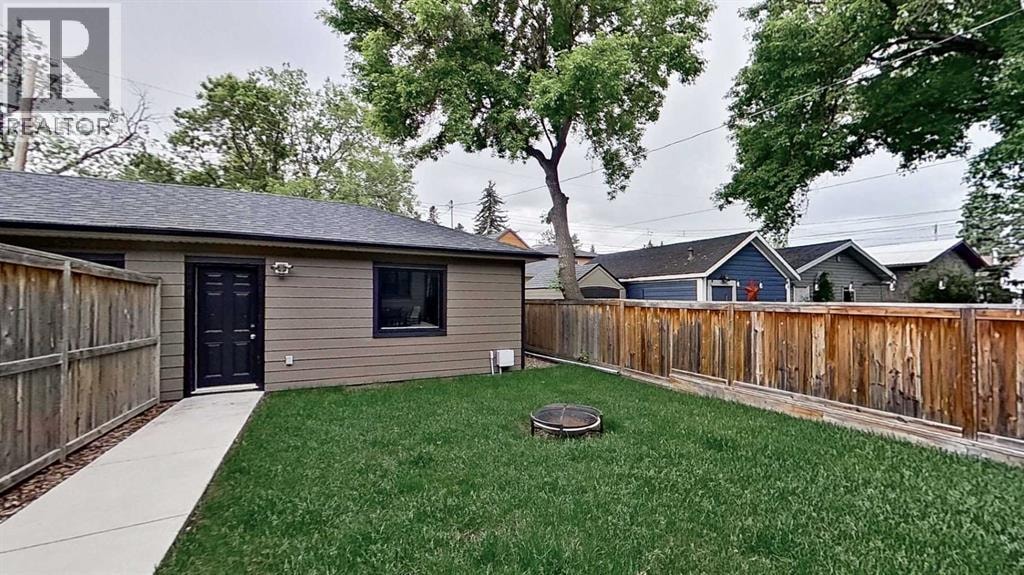 249 18 Avenue NE — photo 37