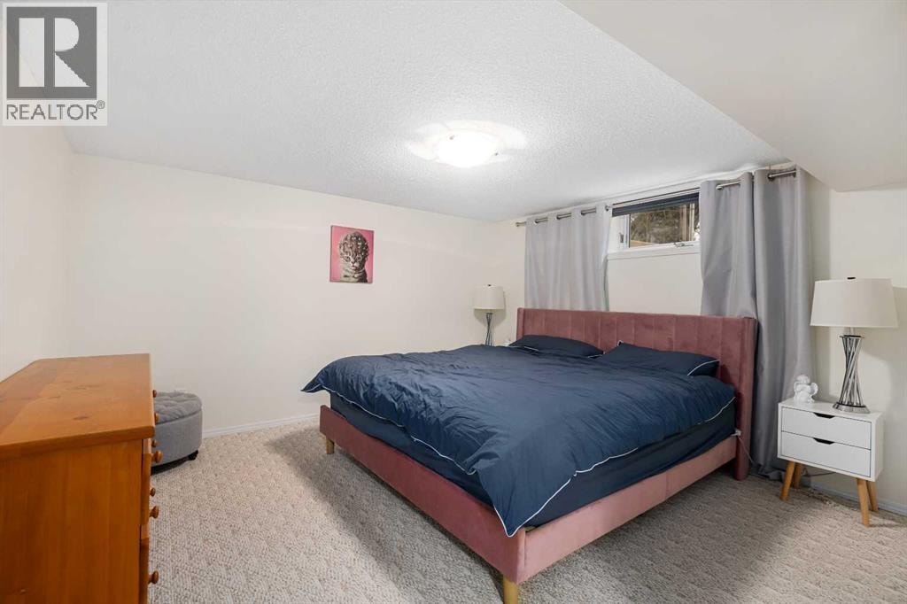 704 Woodside Drive NW — photo 45
