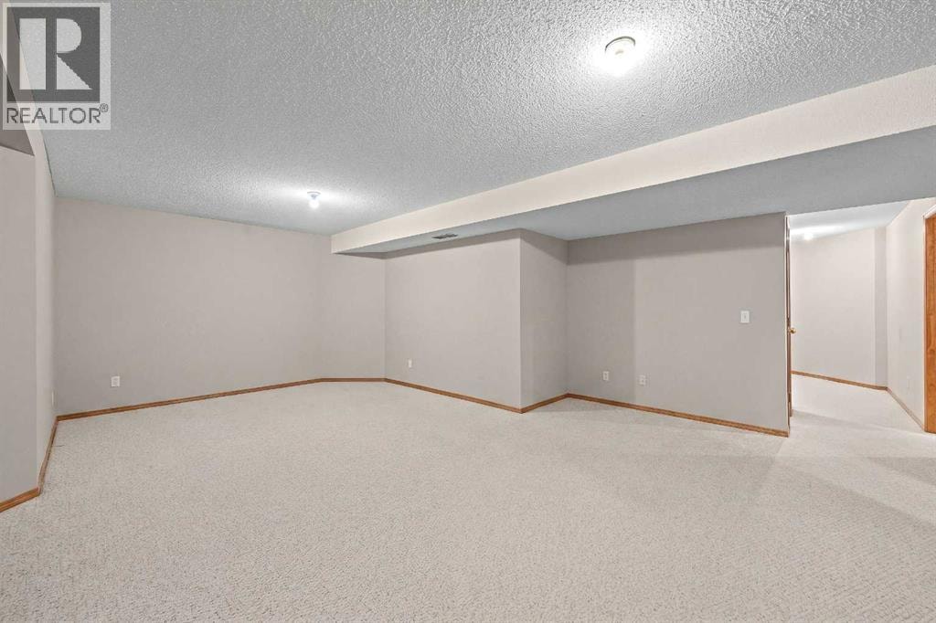 30 Gleneagles View — photo 39