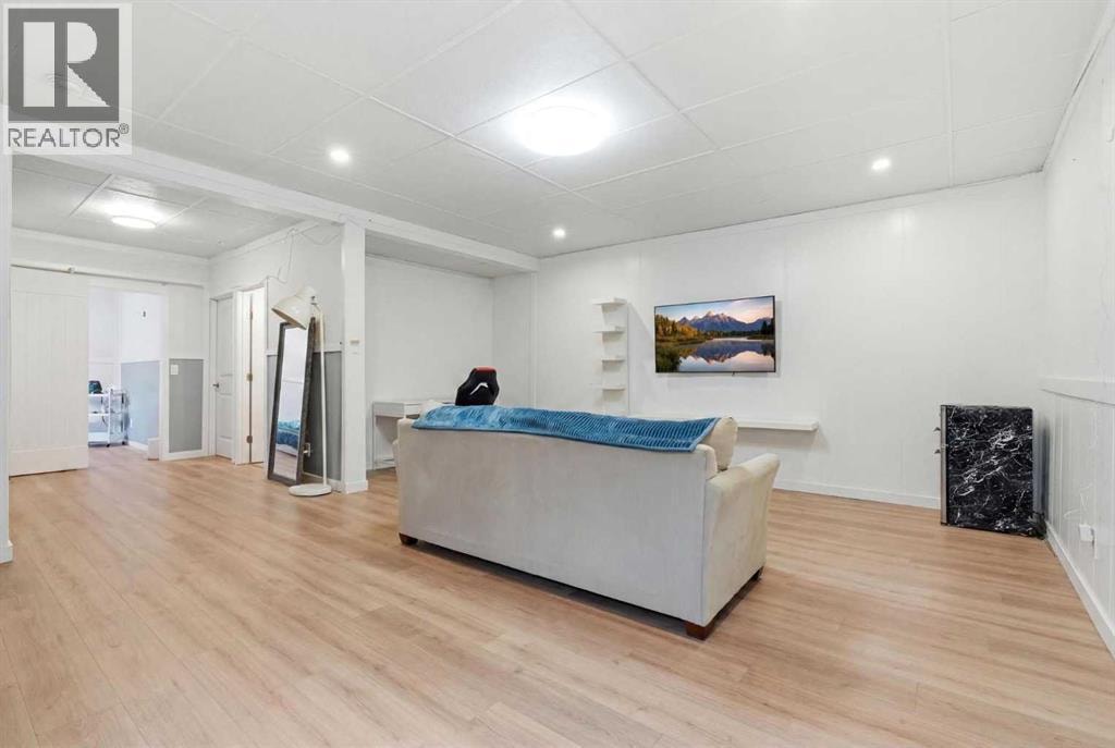 4 Panton Road NW — photo 23