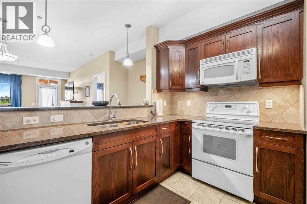 2303, 2330 Fish Creek Boulevard SW — photo 11