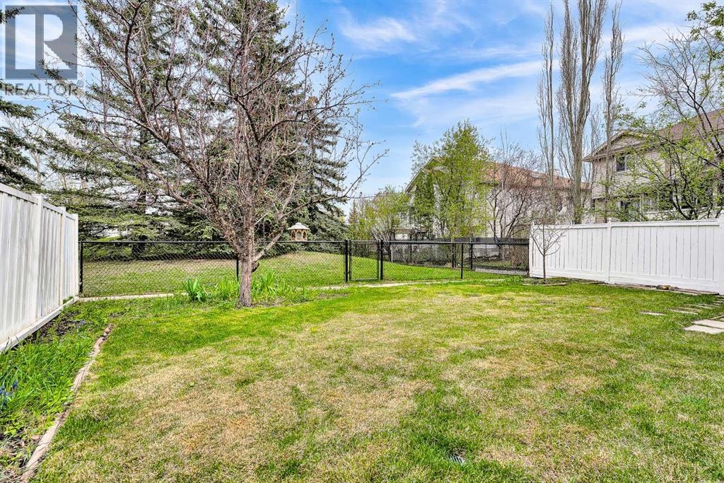 163 Citadel Park NW — photo 41