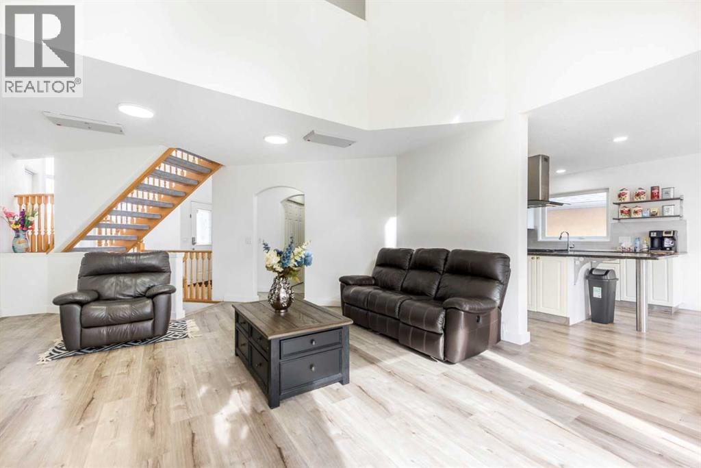 230 Sierra Nevada Place SW — photo 3