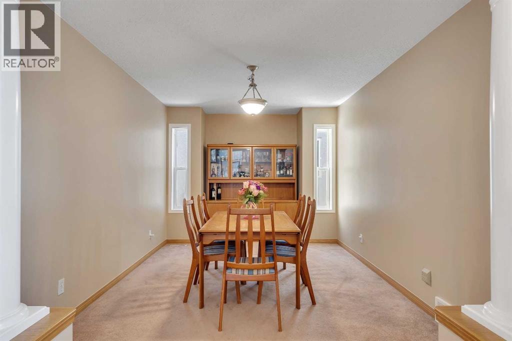 9 Panorama Hills Manor NW — photo 7