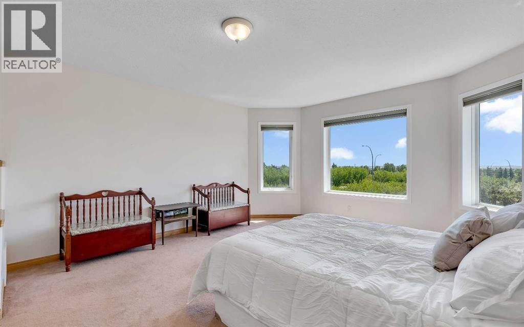 9 Panorama Hills Manor NW — photo 23