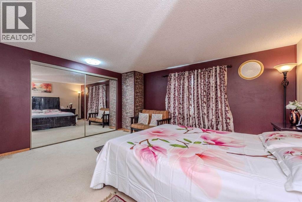 78 Queen Anne Close SE — photo 21