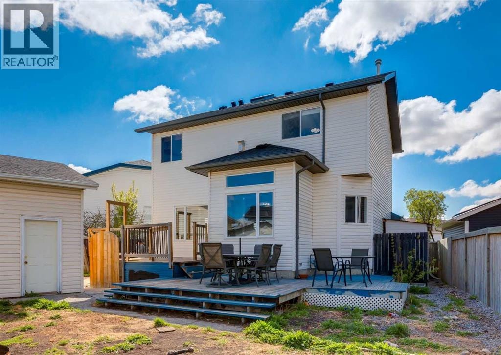 244 Stonegate Close NW — photo 40