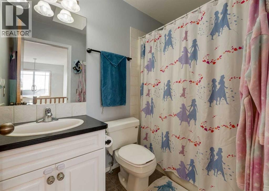 244 Stonegate Close NW — photo 23