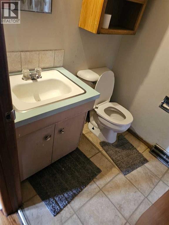 416/418 33 Avenue NE — photo 31
