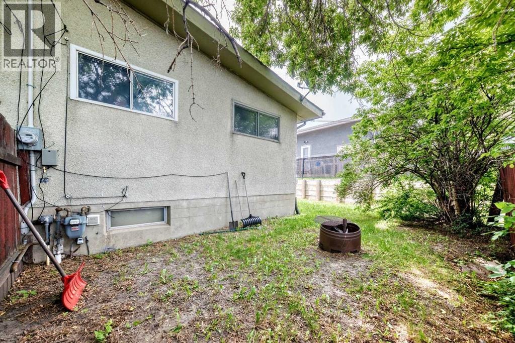416/418 33 Avenue NE — photo 37