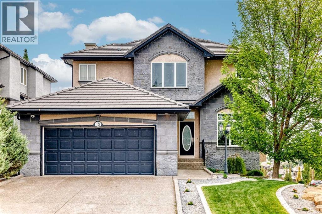 18 Royal Ridge Link NW — photo 1