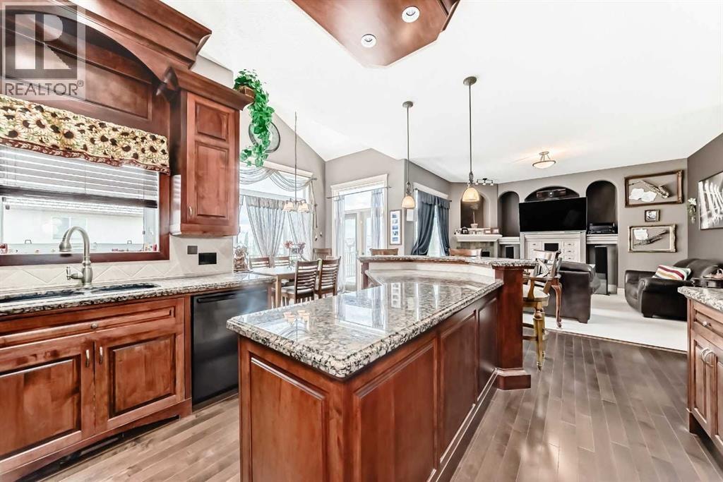 18 Royal Ridge Link NW — photo 9