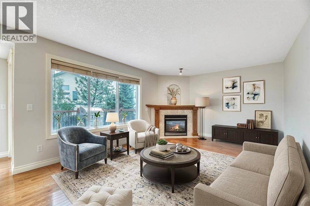 151 Cove Place — photo 8