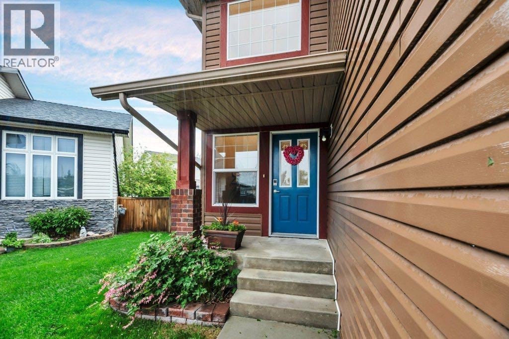 151 Cove Place — photo 2