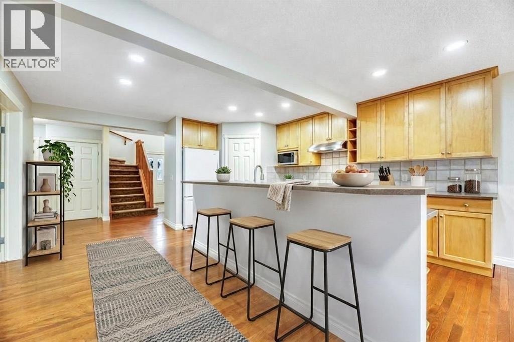 151 Cove Place — photo 5