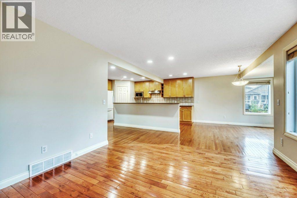 151 Cove Place — photo 42