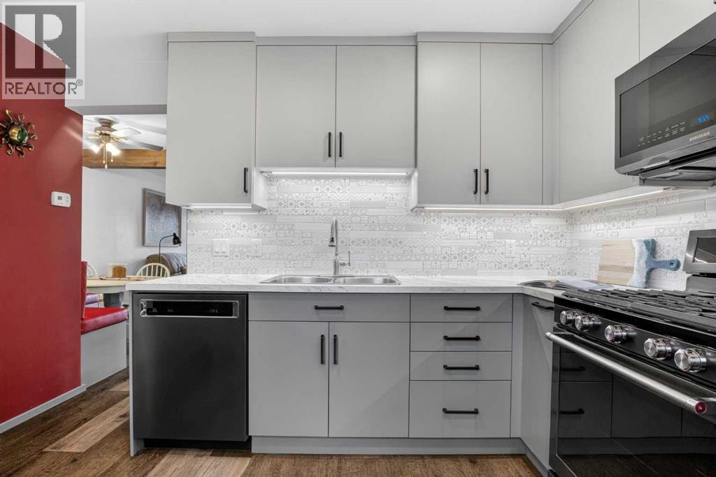 23 Bermuda Place NW — photo 12