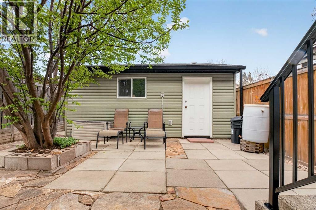 23 Bermuda Place NW — photo 37