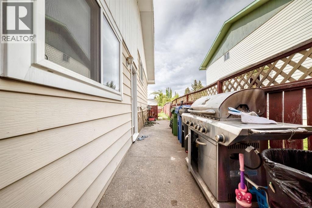 116 Pineson Place NE — photo 35