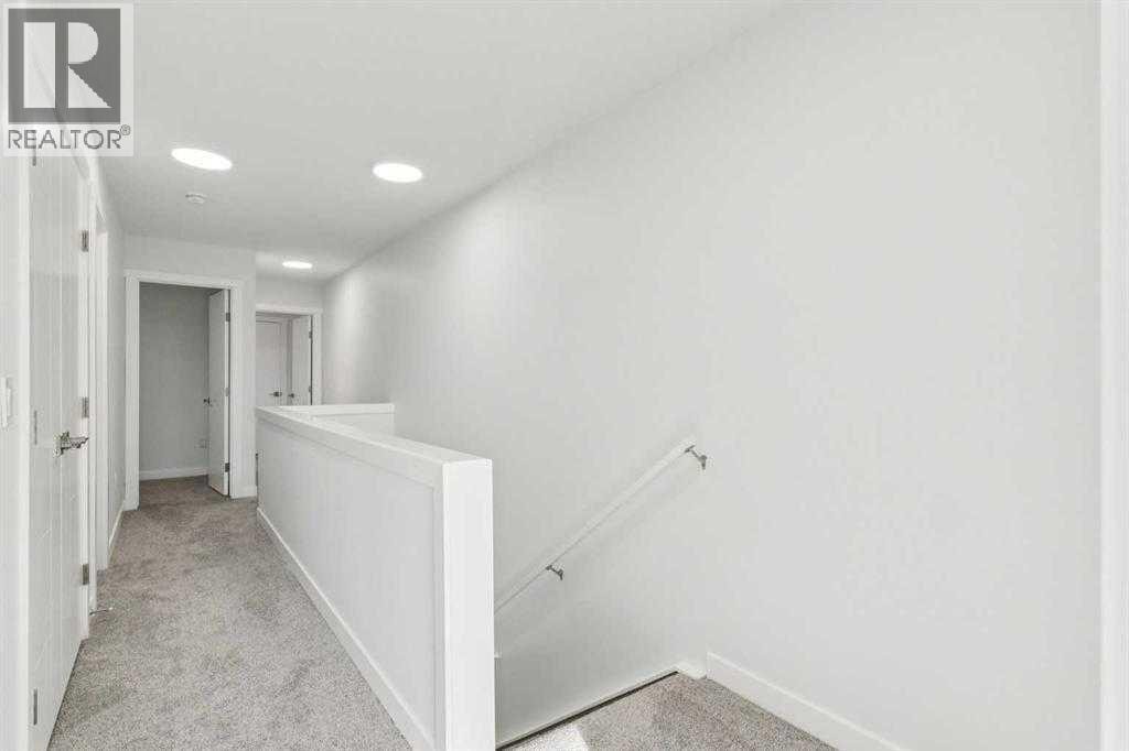 203, 95 Saddlecrest Circle NE — photo 13