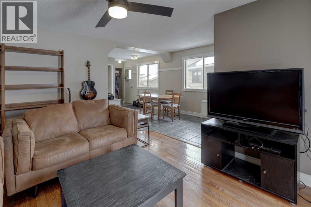 16 Martingrove Mews NE — photo 6