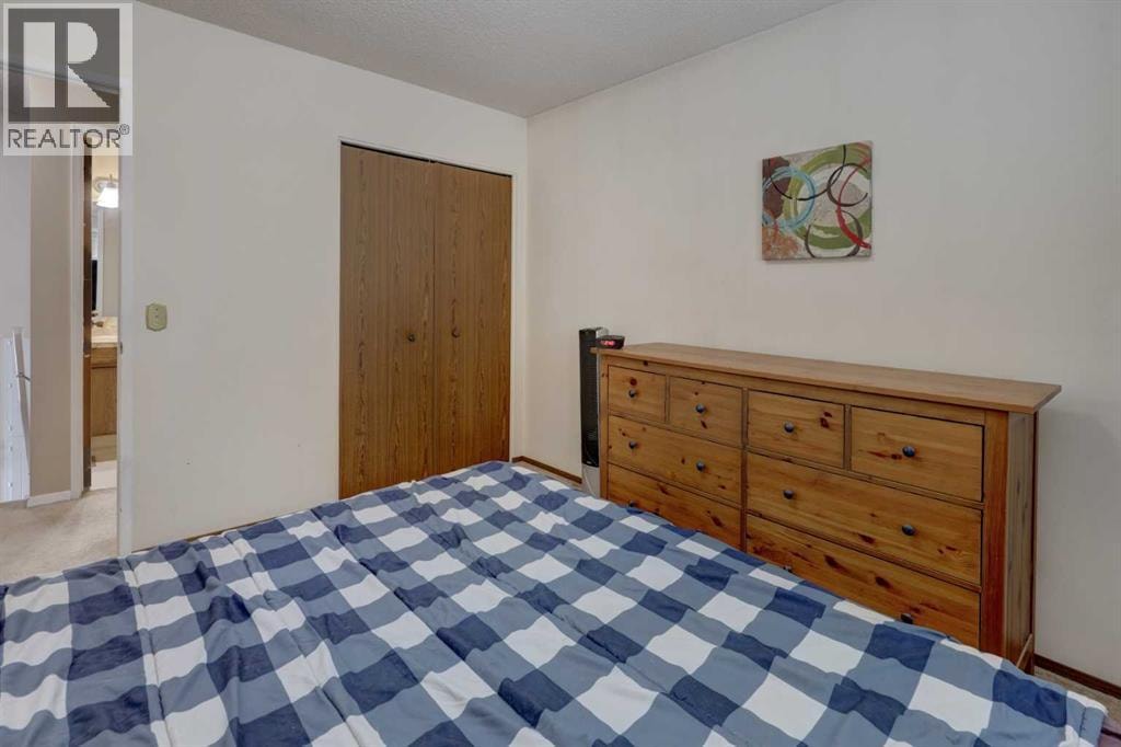 16 Martingrove Mews NE — photo 18