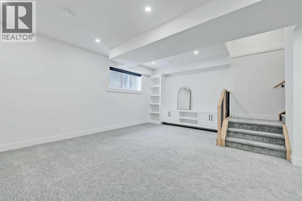 523 55 Avenue SW — photo 36