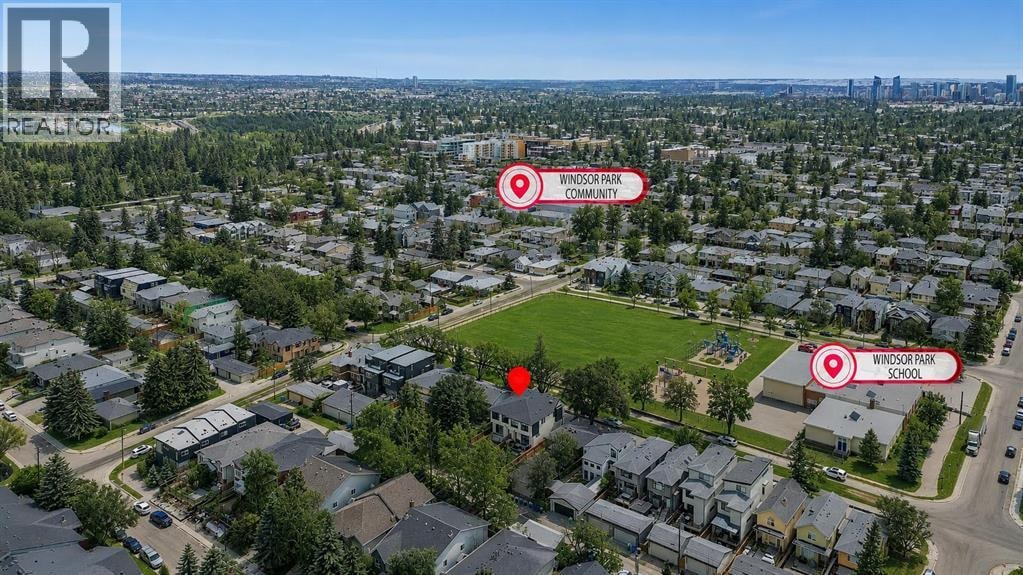 523 55 Avenue SW — photo 48